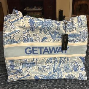 London Fog Blue and White 'Getaway' Tote